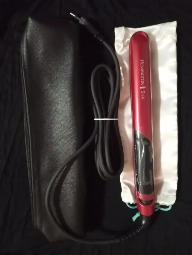Plancha de pelo Remington Silk S9600 Roja