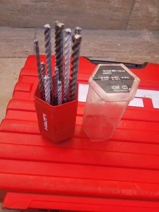 Taladro percutor Hilti