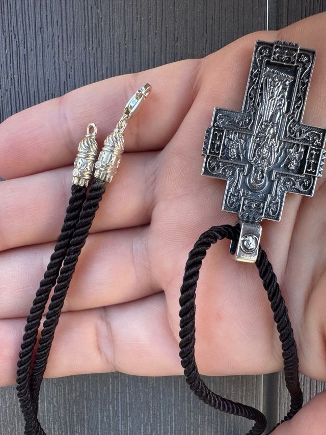 Cruz de plata ortodoxa Madre De Dios y santos