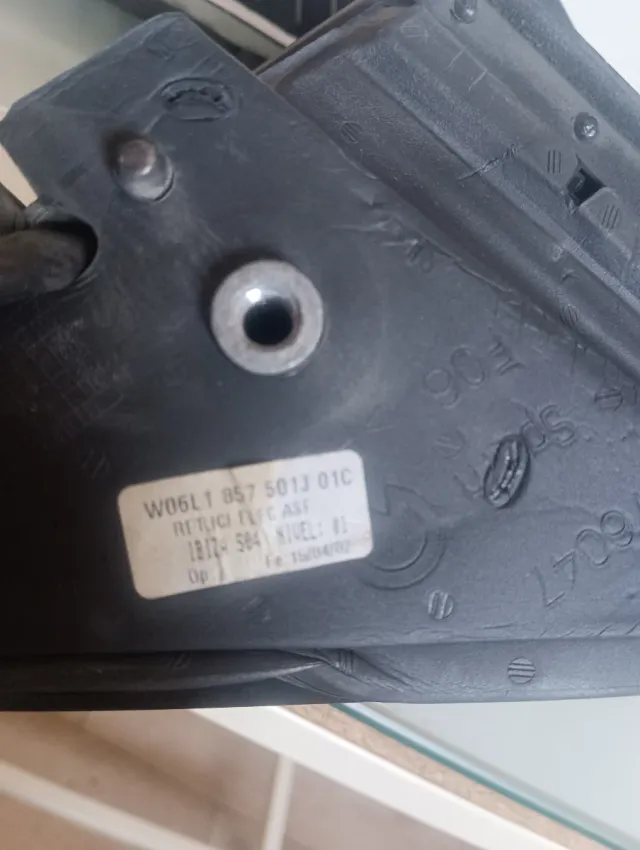 Recambios Coche Seat: Espejos, Parrilla, Bombillas