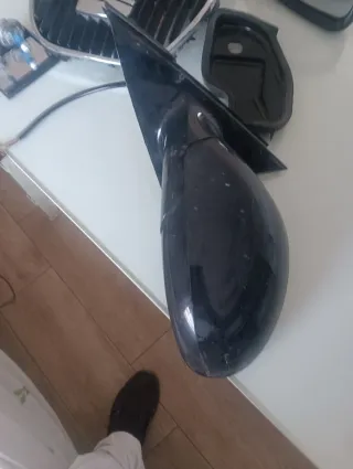 Recambios Coche Seat: Espejos, Parrilla, Bombillas