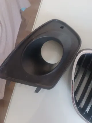 Recambios Coche Seat: Espejos, Parrilla, Bombillas