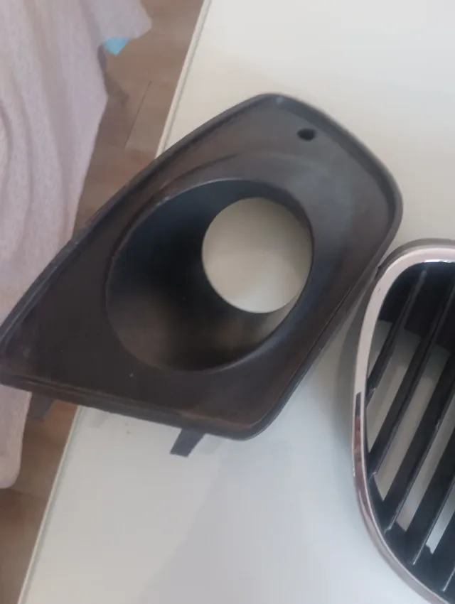 Recambios Coche Seat: Espejos, Parrilla, Bombillas