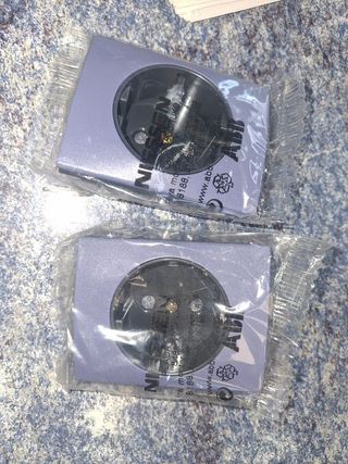 Teclas y tapas Niessen Olas Azul Cobalto