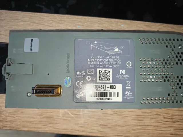 Xbox 360 Blanca + 2 Mandos + Juegos