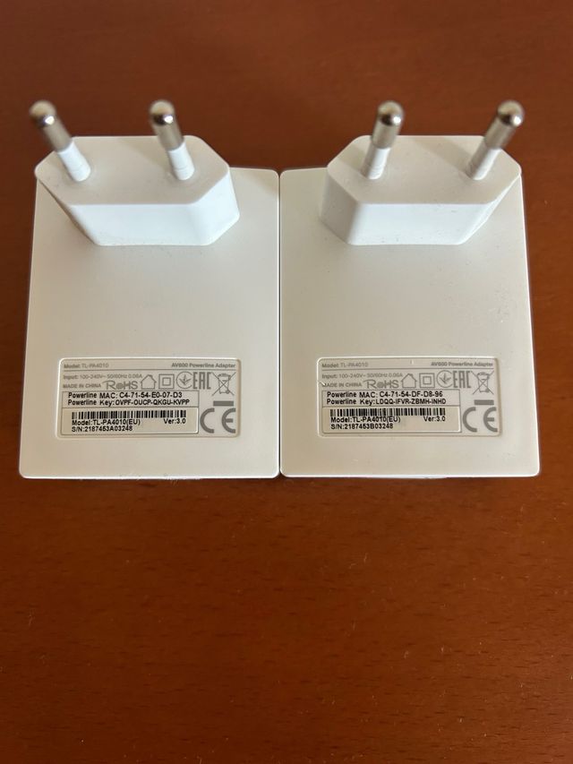 TP-Link TL-PA4010 AV600 Powerline Adapters (2)