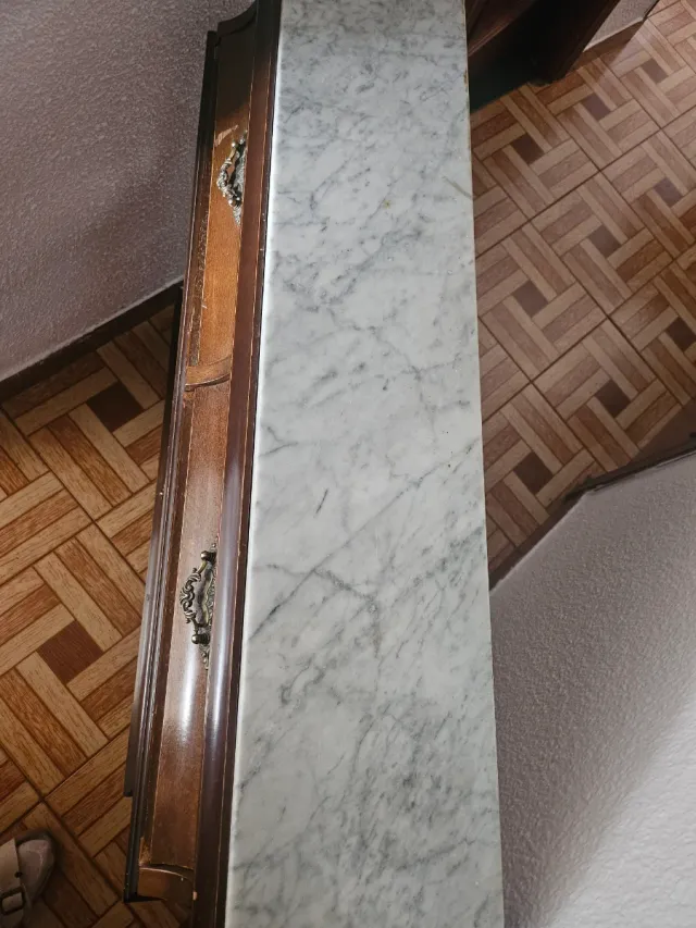 Mueble de entrada madera y mármol