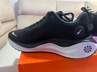 Nike Infinity Run 4 Gore-Tex Negro Blanco