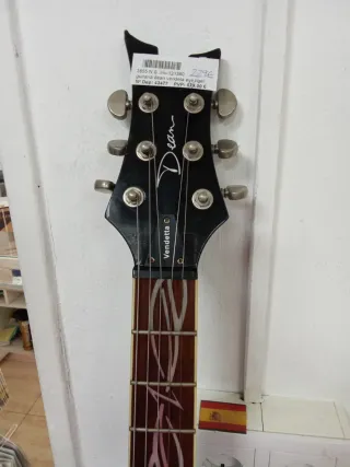 Guitarra Dean Vendetta Eye Tiger