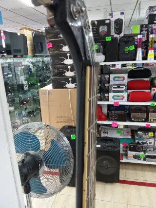 Guitarra Dean Vendetta Eye Tiger