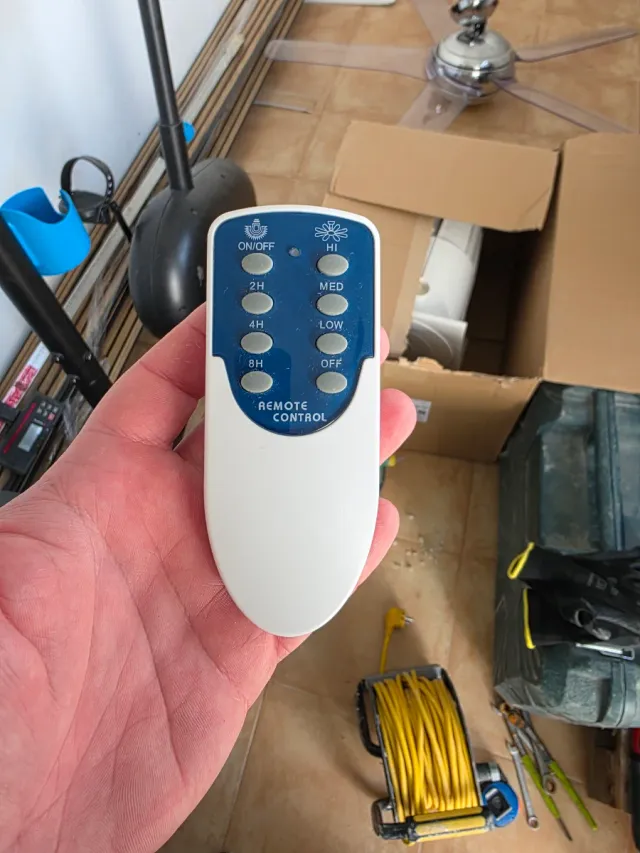 Ventilador de techo con luz LED