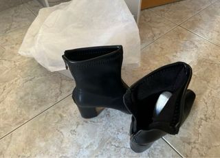 Botines negros tacón cuadrado