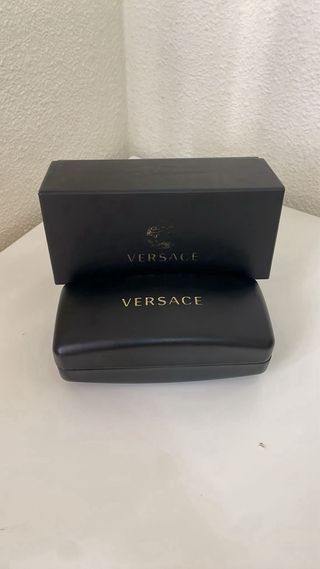 Gafas Versace Negras y Doradas