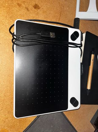 Huion GT-190 Tableta Gráfica y Wacom de regalo