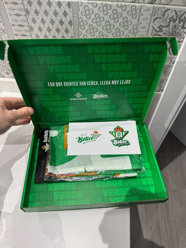 Bandera Betis Soy Bético y Libro