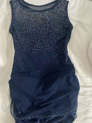 Maillot azul oscuro con pedrería plateada