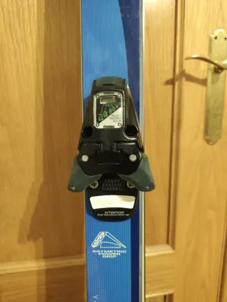 Esquís Dynastar Mondial 5.0 y botas Nordica N GX