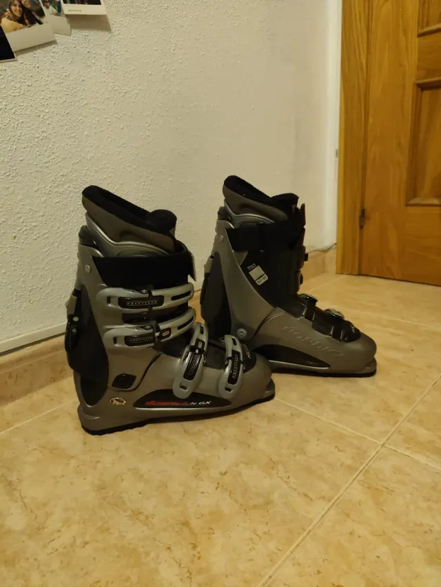 Esquís Dynastar Mondial 5.0 y botas Nordica N GX
