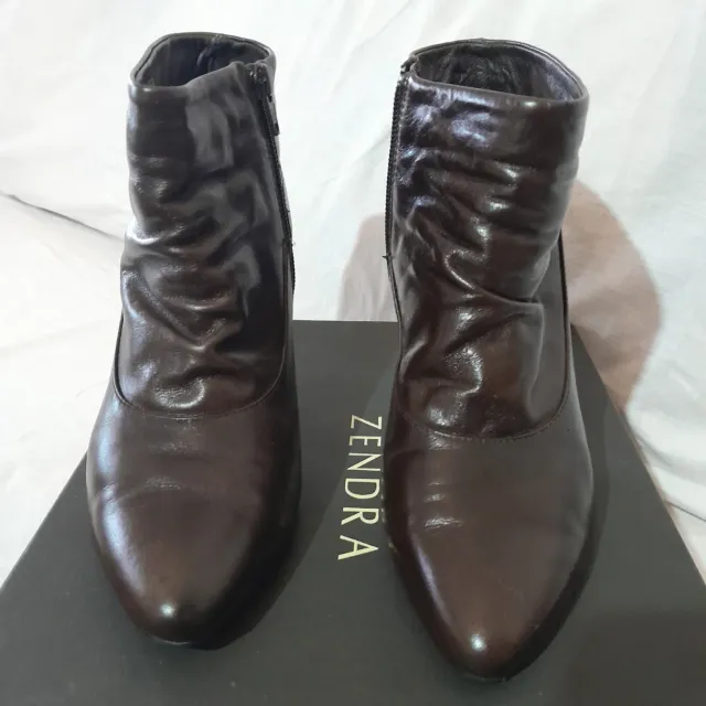 Botines Zendra tacón marrón