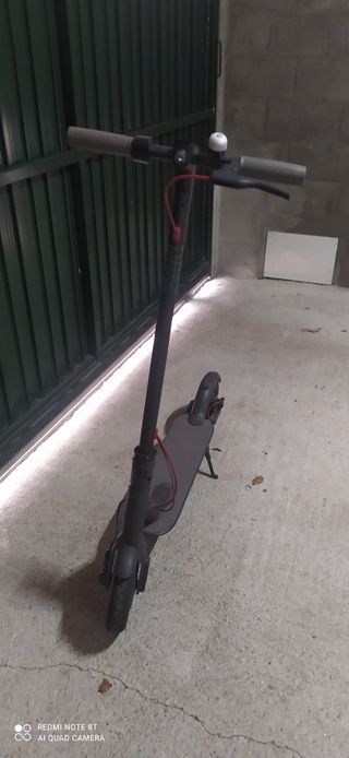 Patinete Eléctrico Xiaomi M365. Ruedas nuevas.