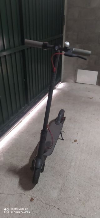Patinete Eléctrico Xiaomi M365. Ruedas nuevas.