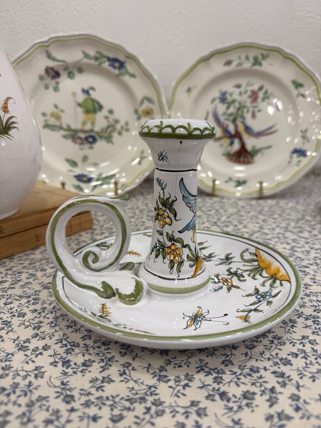 Palmatoria Moustiers Francia Firmada