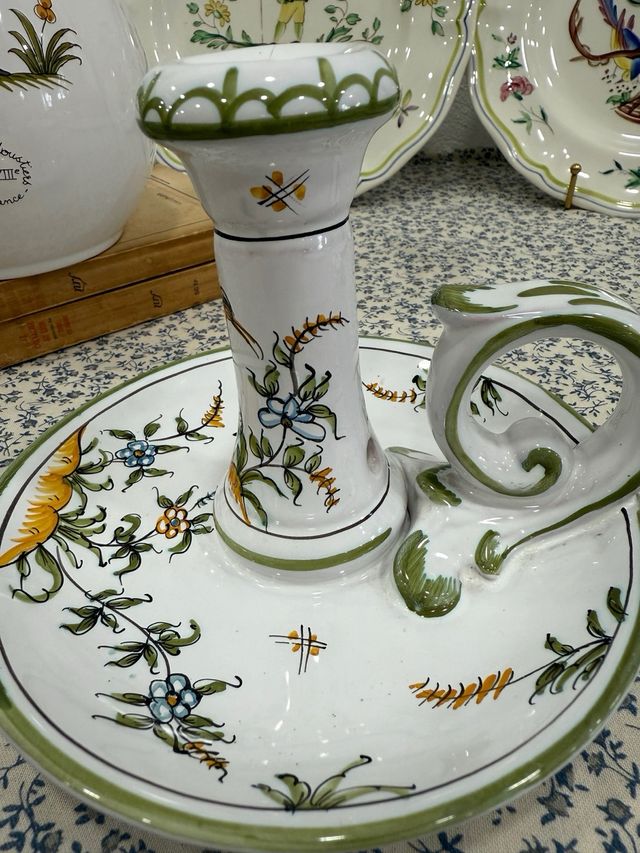 Palmatoria Moustiers Francia Firmada