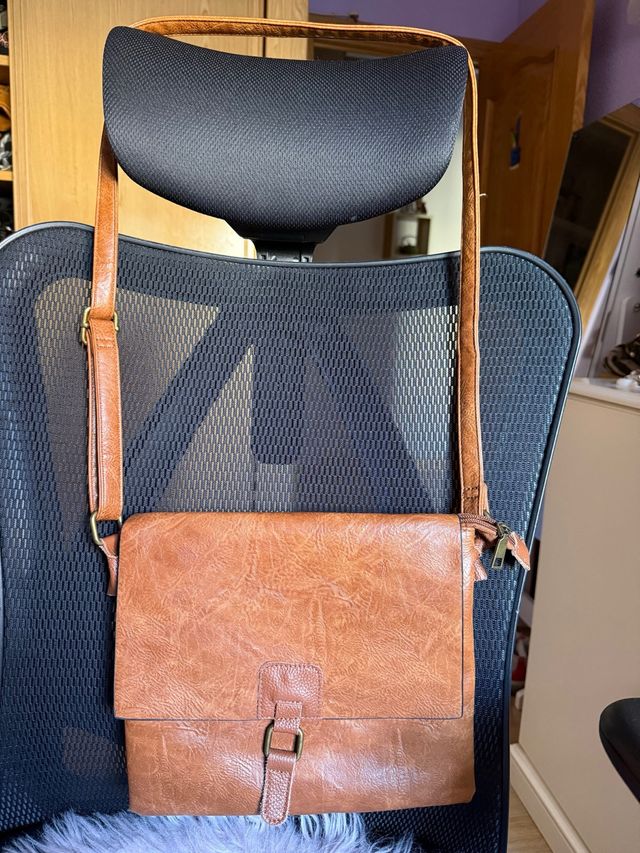 Bolso bandolera marrón