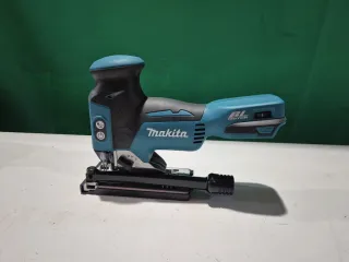 Makita DJV181Z Caladora BL 18V LXT