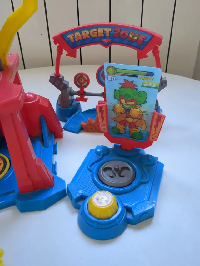 Torre de Entrenamiento Súper Things