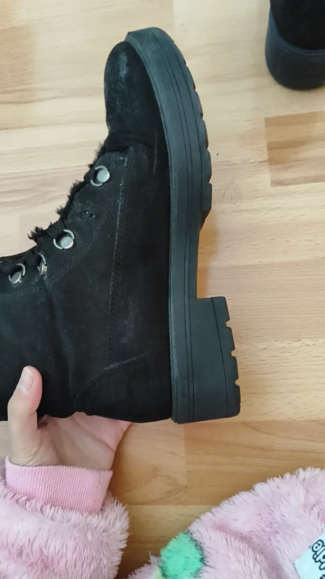 Botas negras con plataforma