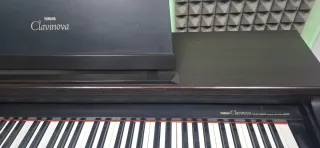 Piano Digital Clavinova Yamaha