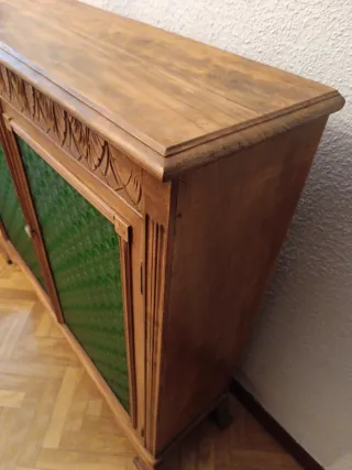 Cómoda aparador antiguo madera y cristal