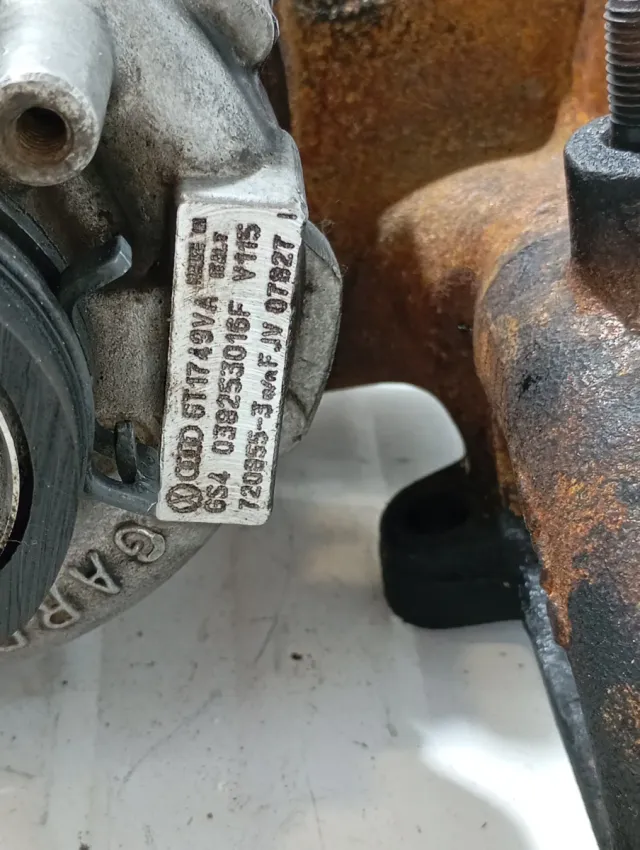 Turbo Compresor GT1749VA Audi A3 038253016F