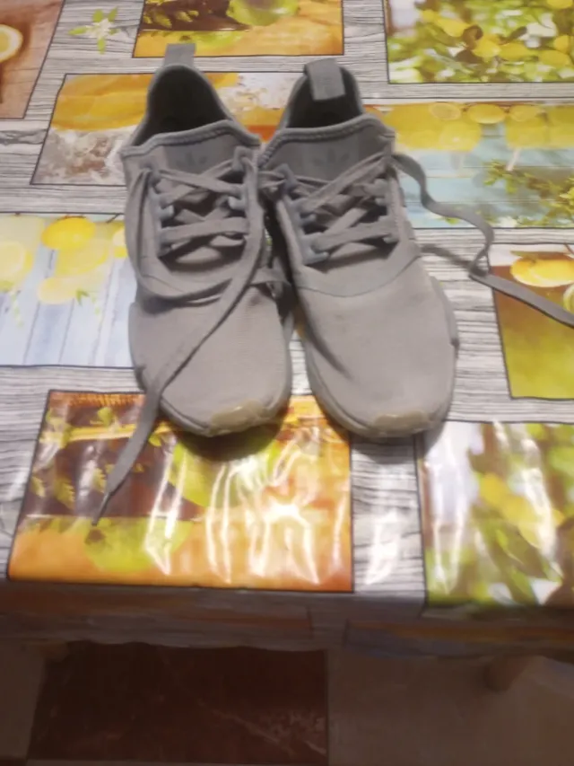 Tenis Adidas Talla 41 Gris