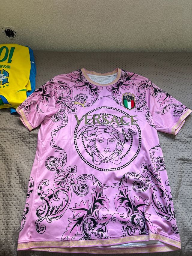 Camiseta Versace Italia Rosa