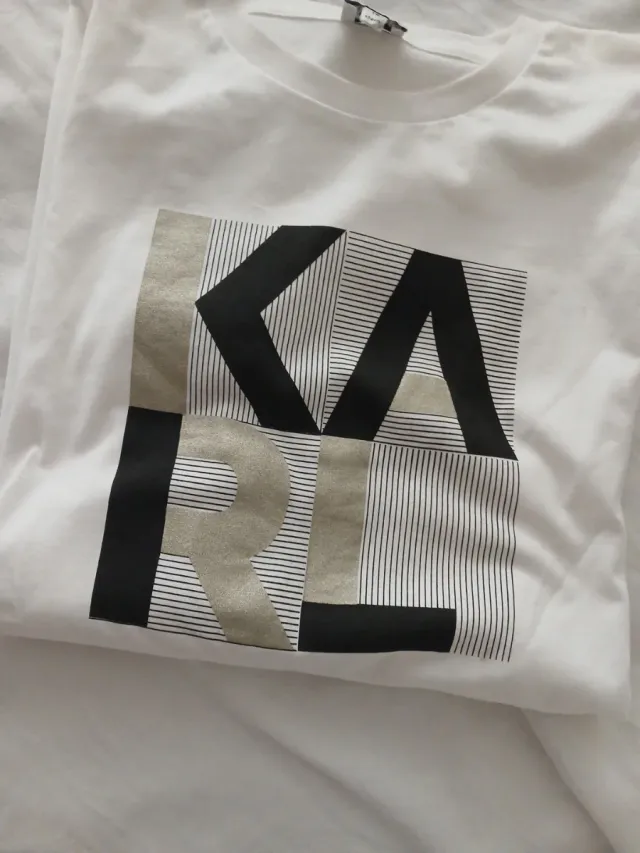 Camiseta Karl Lagerfeld Blanca y Beige