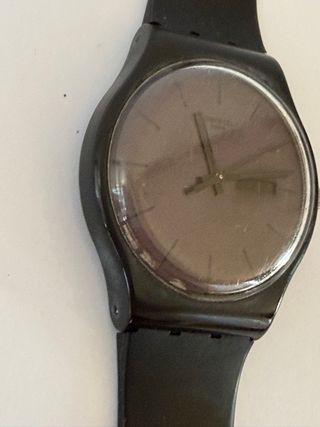 Reloj Swatch Negro y Gris