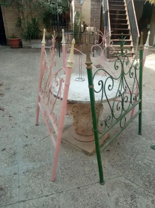 Cabecero forja 110cm rosa y verde. 3 unidades