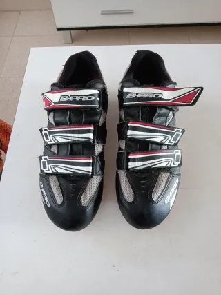 Zapatillas Ciclismo B-PRO Negras y Rojas