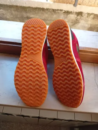 Scarpe Lotto Unisex Rosse e Gialle