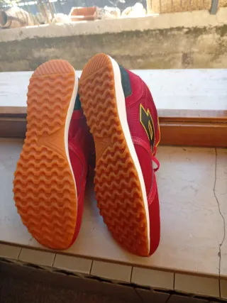 Scarpe Lotto Unisex Rosse e Gialle