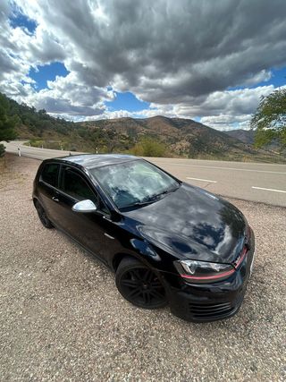 Volkswagen Golf 2014