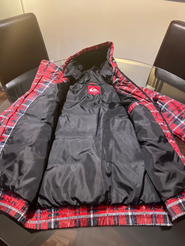 Abrigo Quiksilver Talla M Cuadros Rojo
