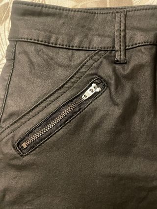 Minigonna similpelle nera taglia XS find