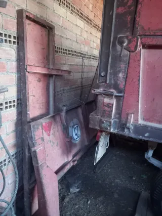 Remolque , Tractor jondere/zetor,abonar, keverland