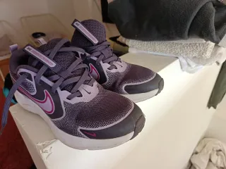 Nike Bambas Niña/o Talla 37,5