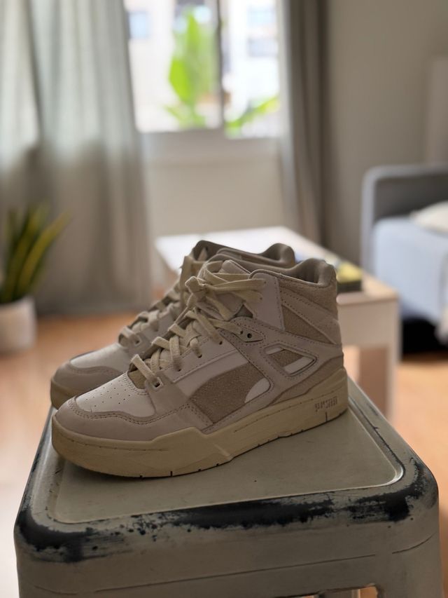 Zapatillas Puma altas beige/blancas 37.5