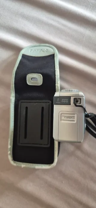 Fotocamera Polaroid con custodia