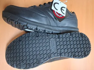 Zapatos Skechers Negros